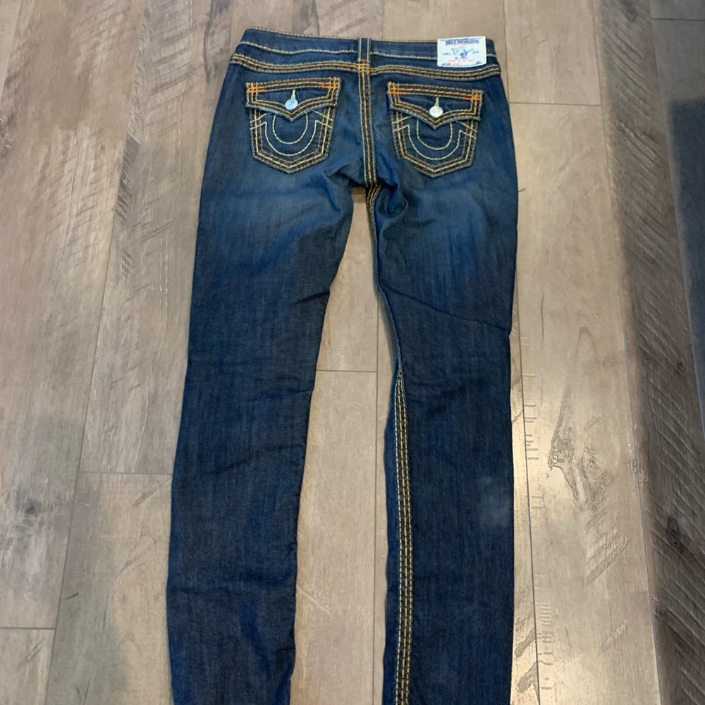 True Religion gently worn skinny jeans.